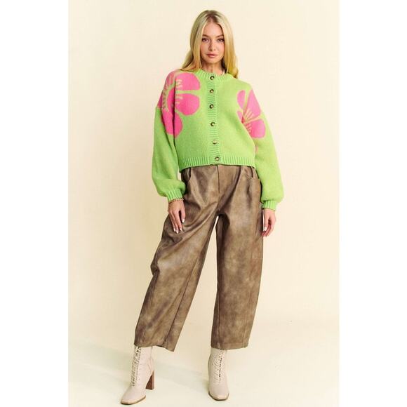 Davi & Dani Flower Contrast Round Neck Long Sleeves Cropped Cardigan | Lime - Picture 6 of 6